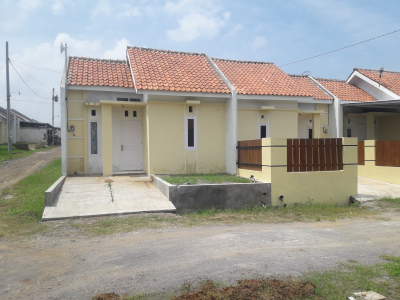 foto contoh rumah perumahan PURI KAHURIPAN TEGALGEDE