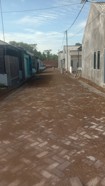 foto contoh rumah perumahan Satreyan Regency