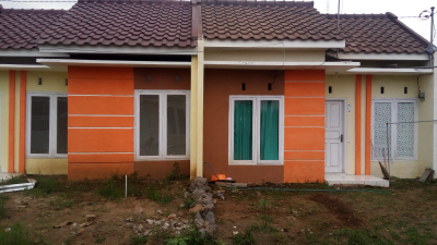 foto contoh rumah perumahan Istana Kanjuruhan