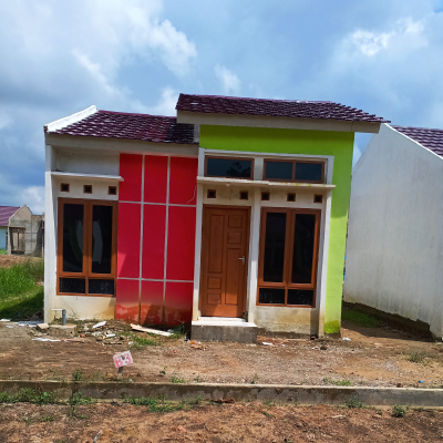 foto contoh rumah perumahan puri agung karya jaya