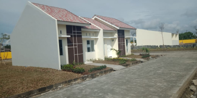 foto contoh rumah perumahan Grand Sutera Kragilan
