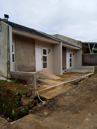 foto contoh rumah perumahan Griya Gunung Guruh