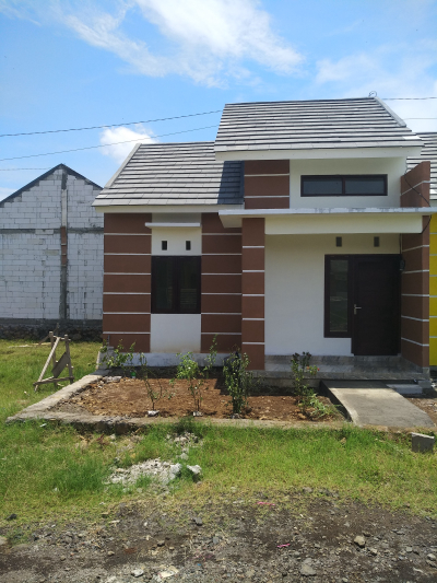 foto contoh rumah perumahan CANDRA KIRANA ASRI