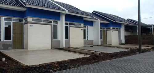 foto contoh rumah perumahan Bumi Karya Indah