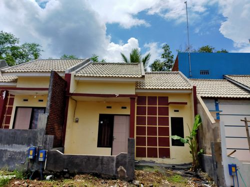 foto contoh rumah perumahan RICH GARDEN