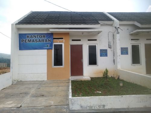 foto contoh rumah perumahan Bumi Mutiara Asri