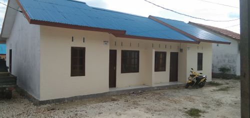 foto contoh rumah perumahan BIAK PERMAI