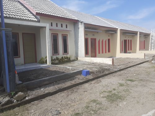 foto contoh rumah perumahan Perum Semarum Asri