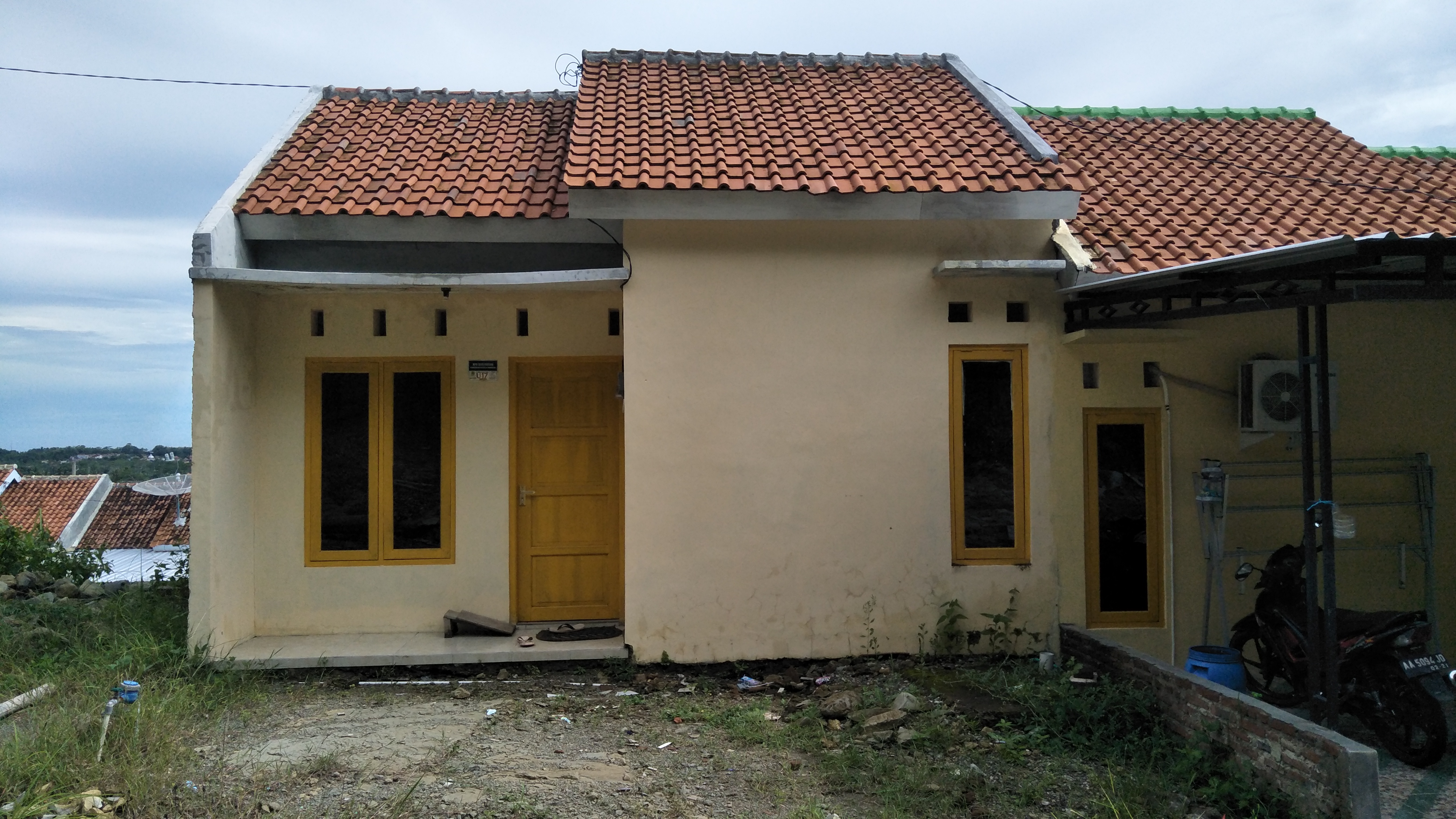 foto contoh rumah perumahan Villa Karangsari