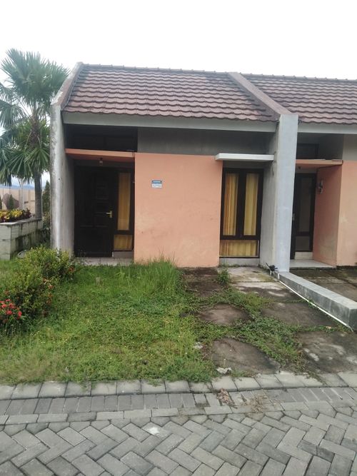 foto contoh rumah perumahan Parama Residence