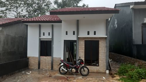 foto contoh rumah perumahan Grand Andika Teporombua