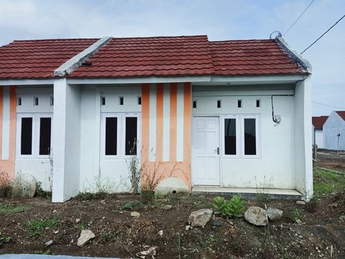 foto contoh rumah perumahan Jaya Kusuma