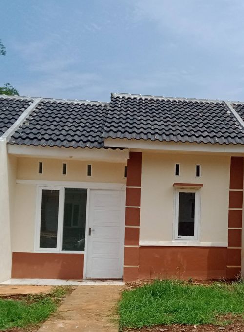 foto contoh rumah perumahan Wanakerta Residences