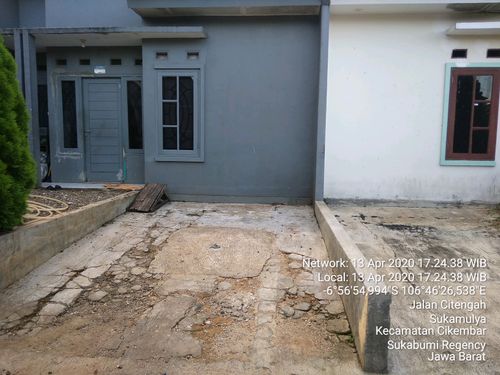 foto contoh rumah perumahan Cemara