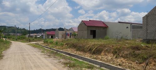 foto contoh rumah perumahan LOA JANAN INDAH II