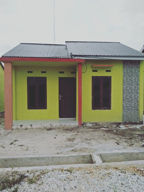 foto contoh rumah perumahan Taman putra 7