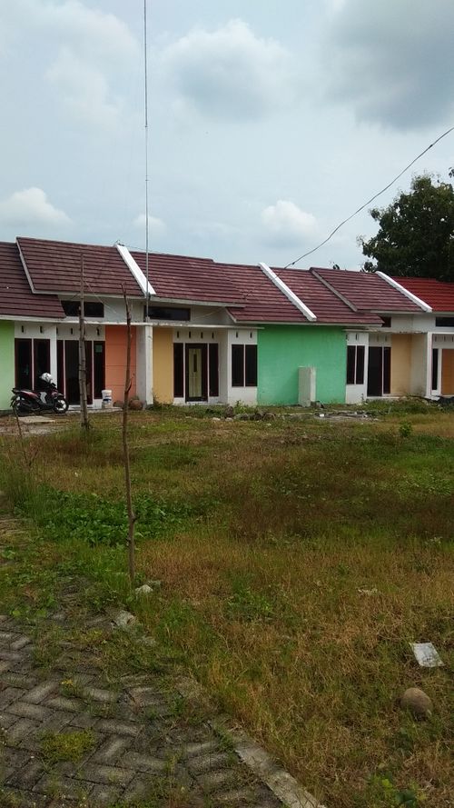 foto contoh rumah perumahan GRIYA CARUBAN ASRI