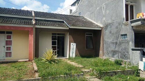 foto contoh rumah perumahan Griya Salawu