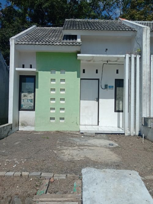 foto contoh rumah perumahan THE GRUJUGAN RESIDENCE