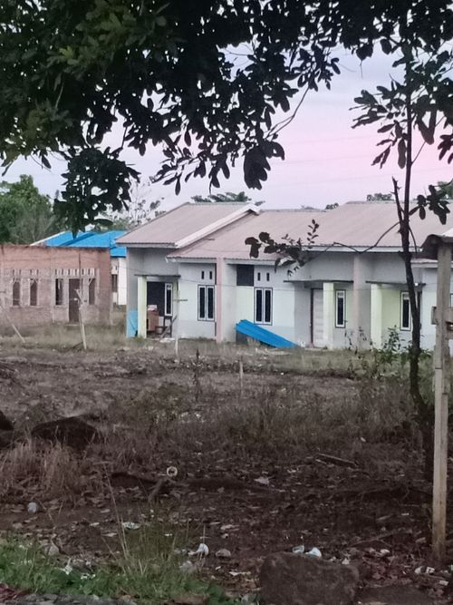 foto contoh rumah perumahan BUKIT HARAPAN INDAH