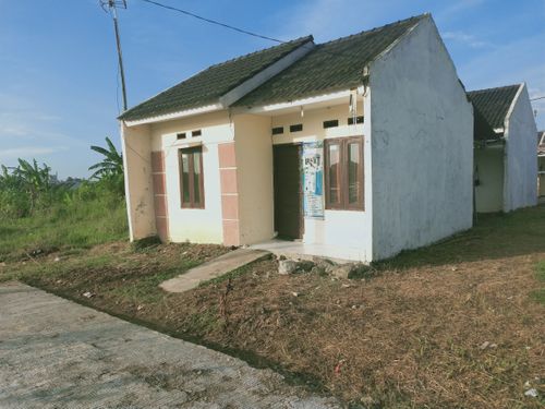 foto contoh rumah perumahan Griya Permata Cisoka Blok E