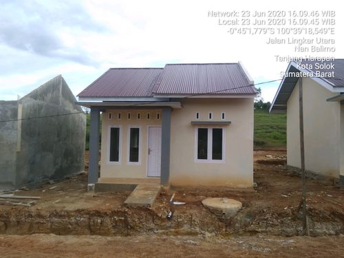 foto contoh rumah perumahan Taman Harmonis 2