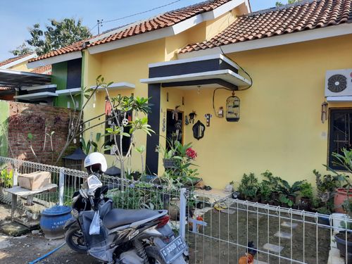 foto contoh rumah perumahan Griya syafia regency