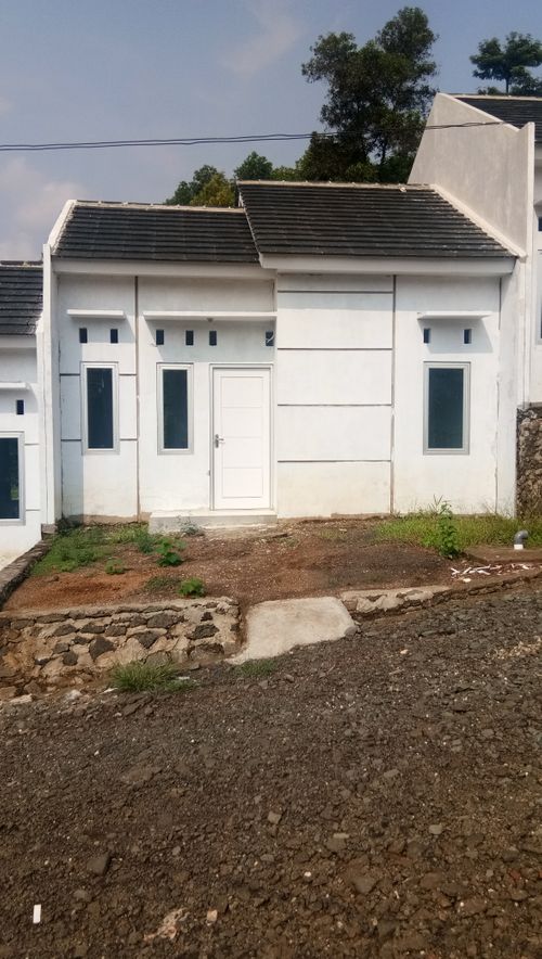 foto contoh rumah perumahan CIPANAS RESIDENCE