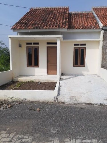 foto contoh rumah perumahan Tasnim sabandar asri