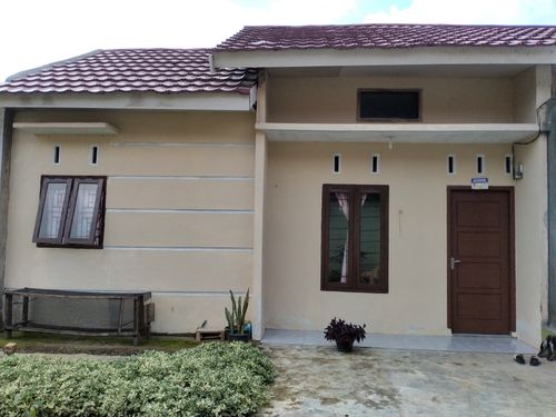 foto contoh rumah perumahan Bumi Surya Residence