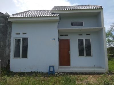 foto contoh rumah perumahan SUKOWONO RESIDENCE