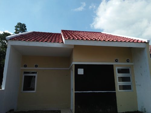 foto contoh rumah perumahan Brata Kertayasa
