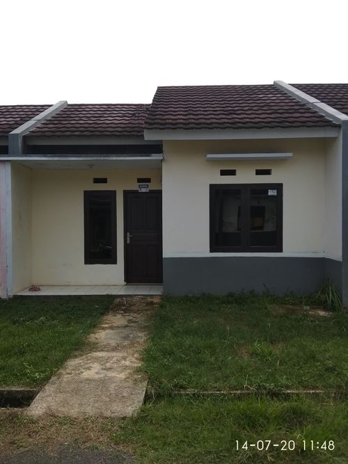 foto contoh rumah perumahan Griya Pagelaran Permai