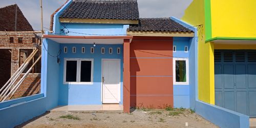 foto contoh rumah perumahan Ndalem Puri Asri
