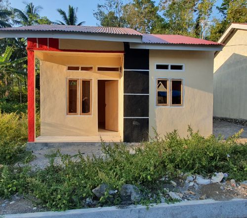 foto contoh rumah perumahan PERUMAHAN HELENA MATUNGKAS