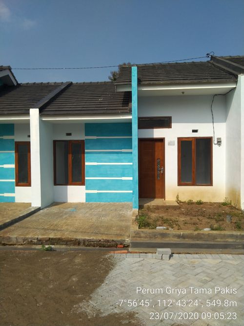 foto contoh rumah perumahan Griya Tama Pakis