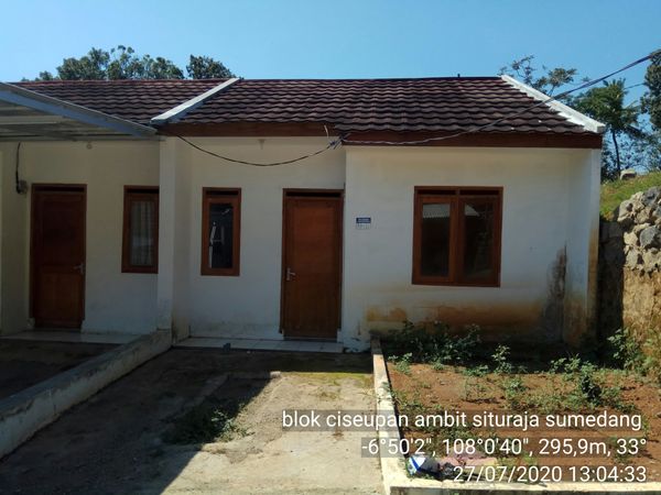 foto contoh rumah perumahan Situraja Residence