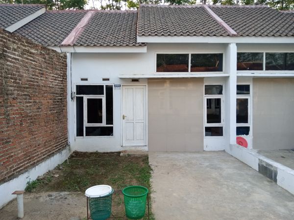 foto contoh rumah perumahan RICH RESIDENCE KEDUNGPATANGEWU