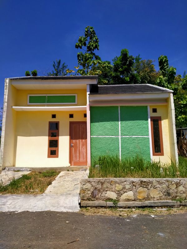 foto contoh rumah perumahan Pesona Kahuripan Surapandan