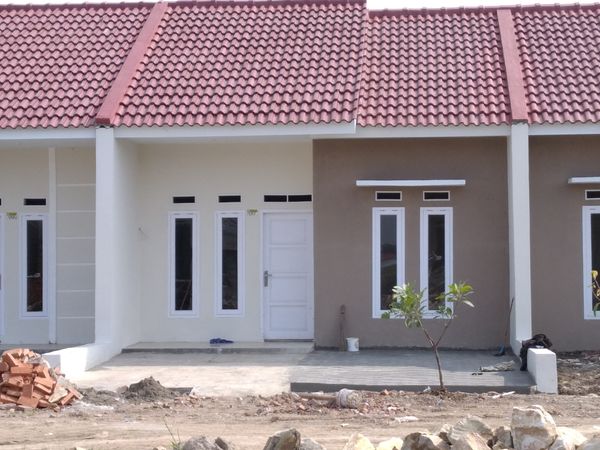 foto contoh rumah perumahan BUMI DERMAYU INDAH 2