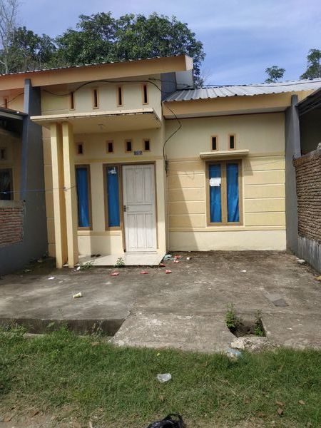 foto contoh rumah perumahan BUMI KALABBIRANG PERMAI
