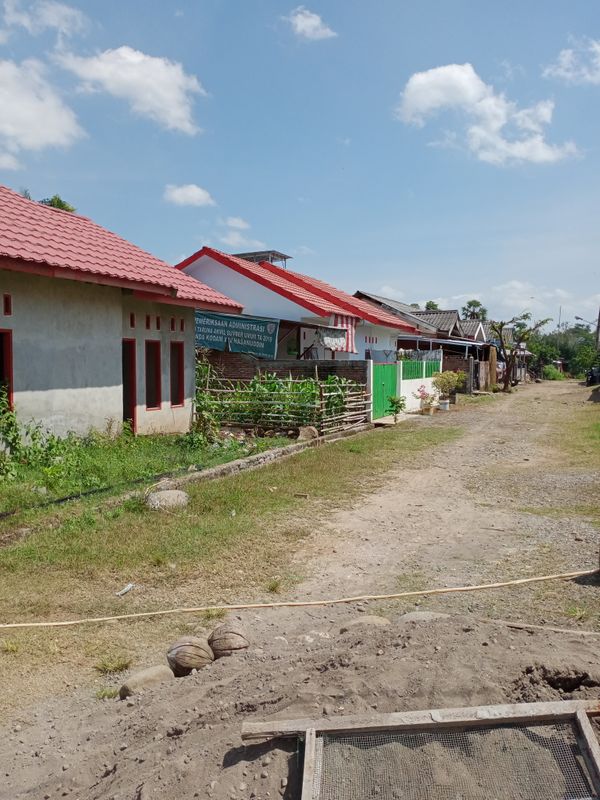 foto contoh rumah perumahan GRAHA SURYA PAKATTO
