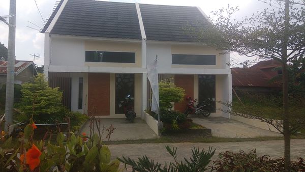 foto contoh rumah perumahan SAKO BLITZ