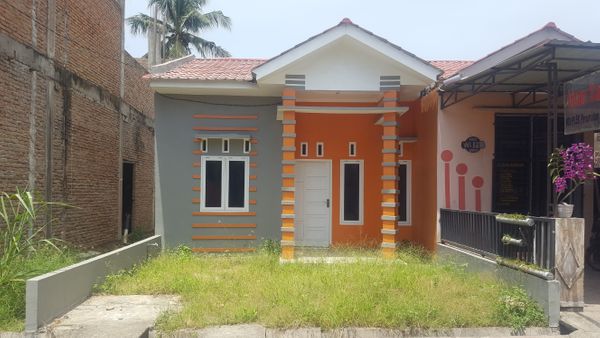 foto contoh rumah perumahan Taman rampah indah