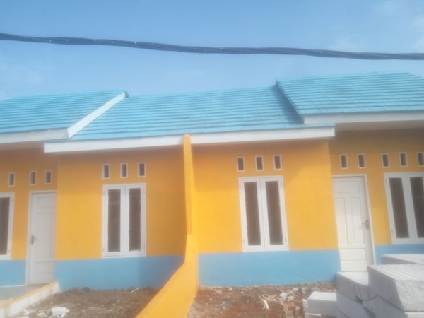 foto contoh rumah perumahan Grand Ciasem
