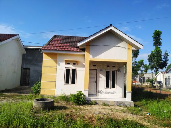 foto contoh rumah perumahan GRIYA TRIKORA 9 