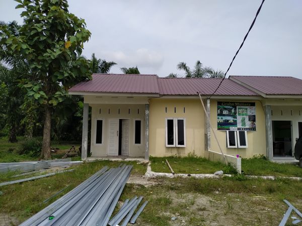 foto contoh rumah perumahan Graha Mutiara