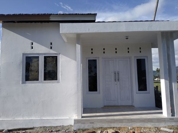 foto contoh rumah perumahan RIYA GAMAYAN