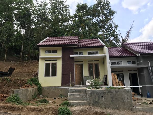 foto contoh rumah perumahan FIRDAUS HILL
