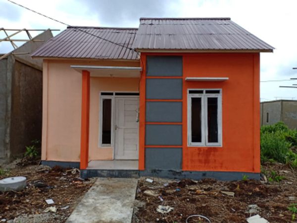 foto contoh rumah perumahan FEBY LAND